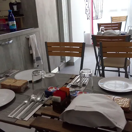 Casa Dell'artista 2 Bed & Breakfast 3*